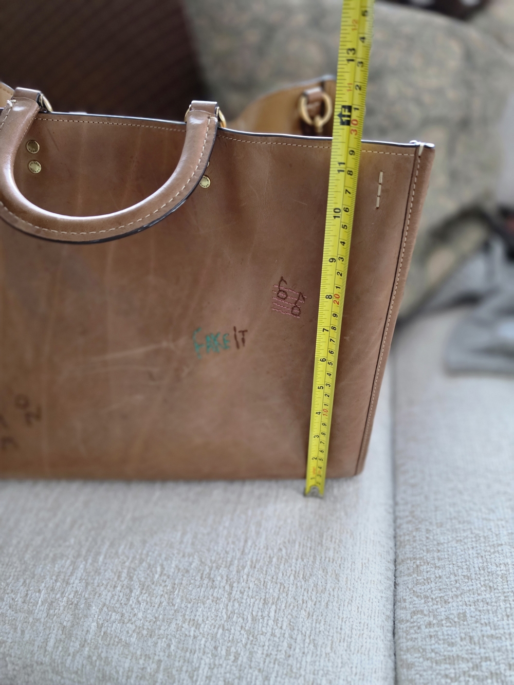 Coach Rogue 39 “Unicorn” Leather Bag – Rare Diary Doodle Embroidery – Limited Ed - Picture 13 of 16